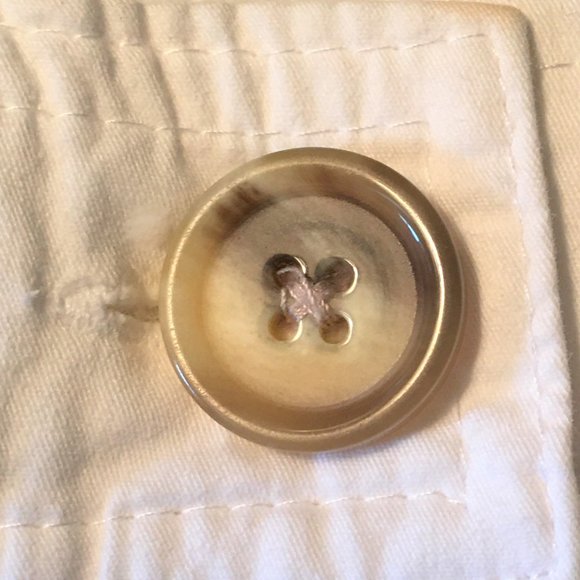 COUNTERPARTS Slimming Sensations Bermuda Shorts  8 - Picture 4 of 10